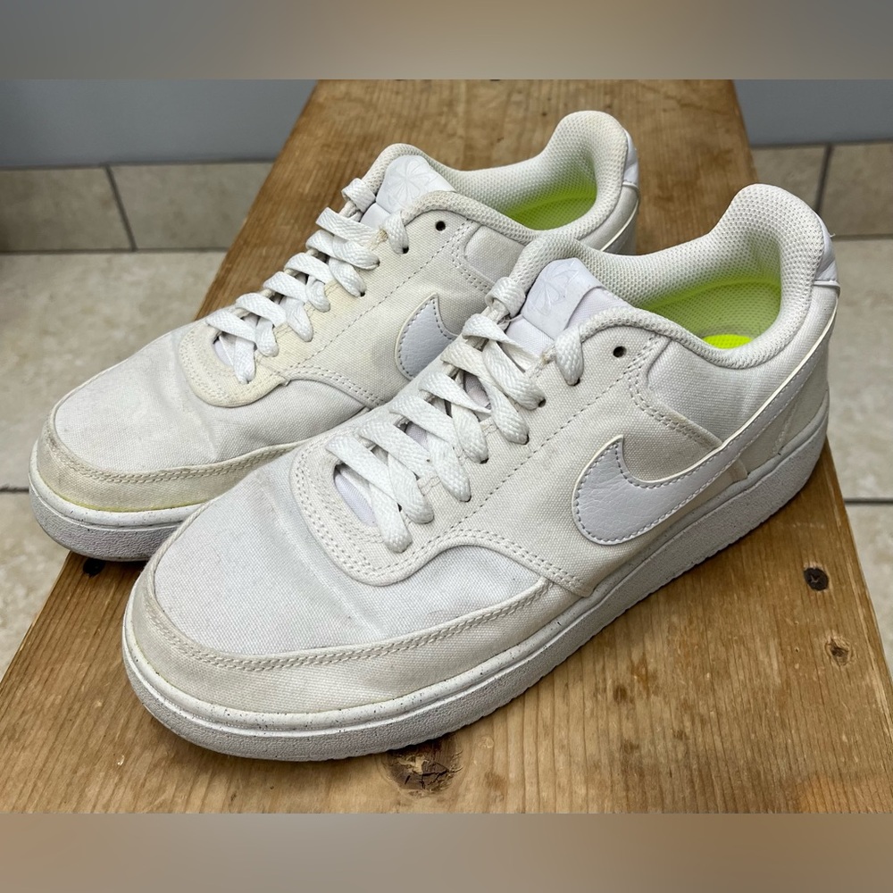 Nike women’s canvas size 8 white/off white shoes